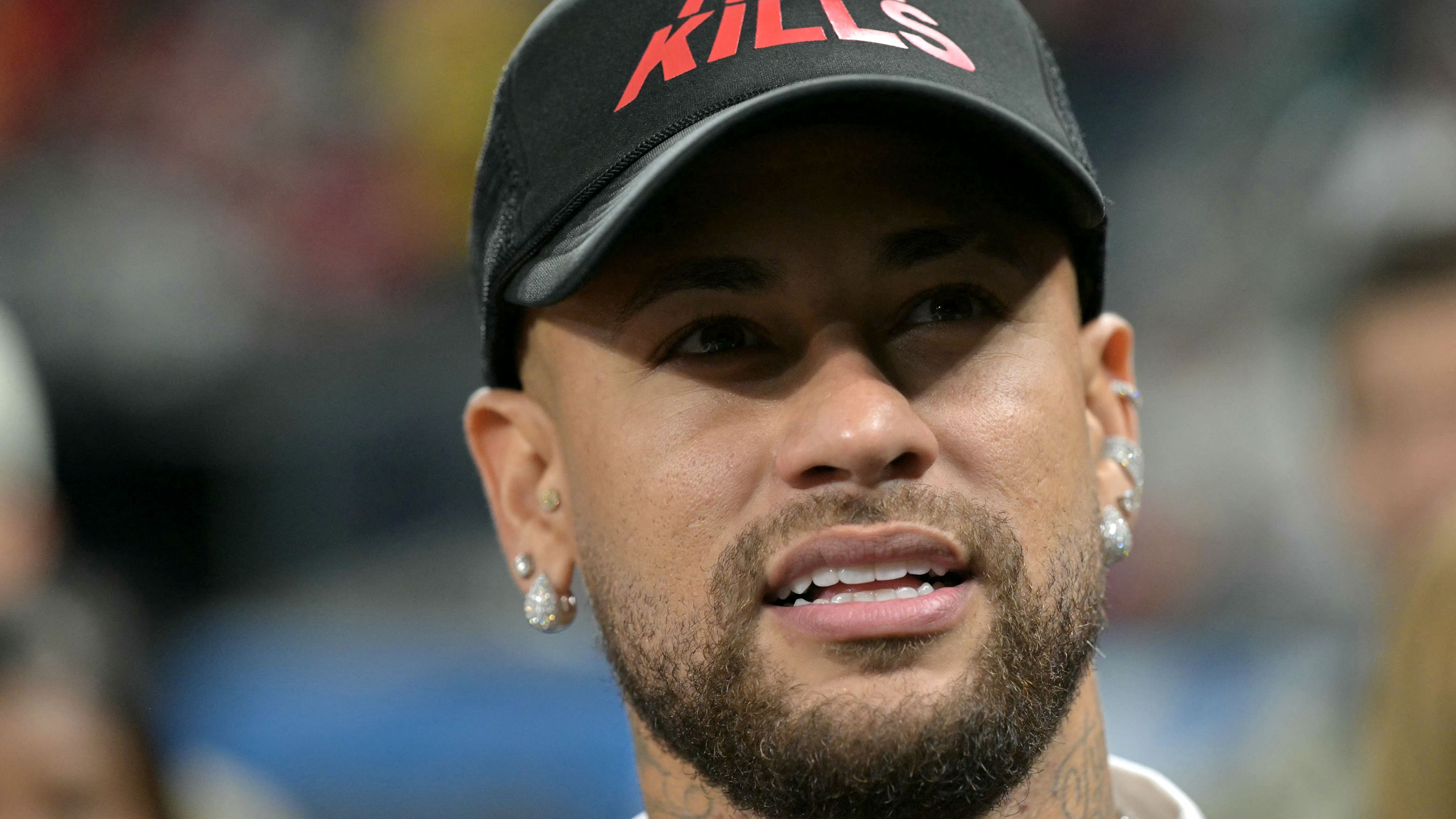 Carlo Ancelotti Suggests Neymar Adapt His Position Due to Physical Limitations as a Brazilian Legend