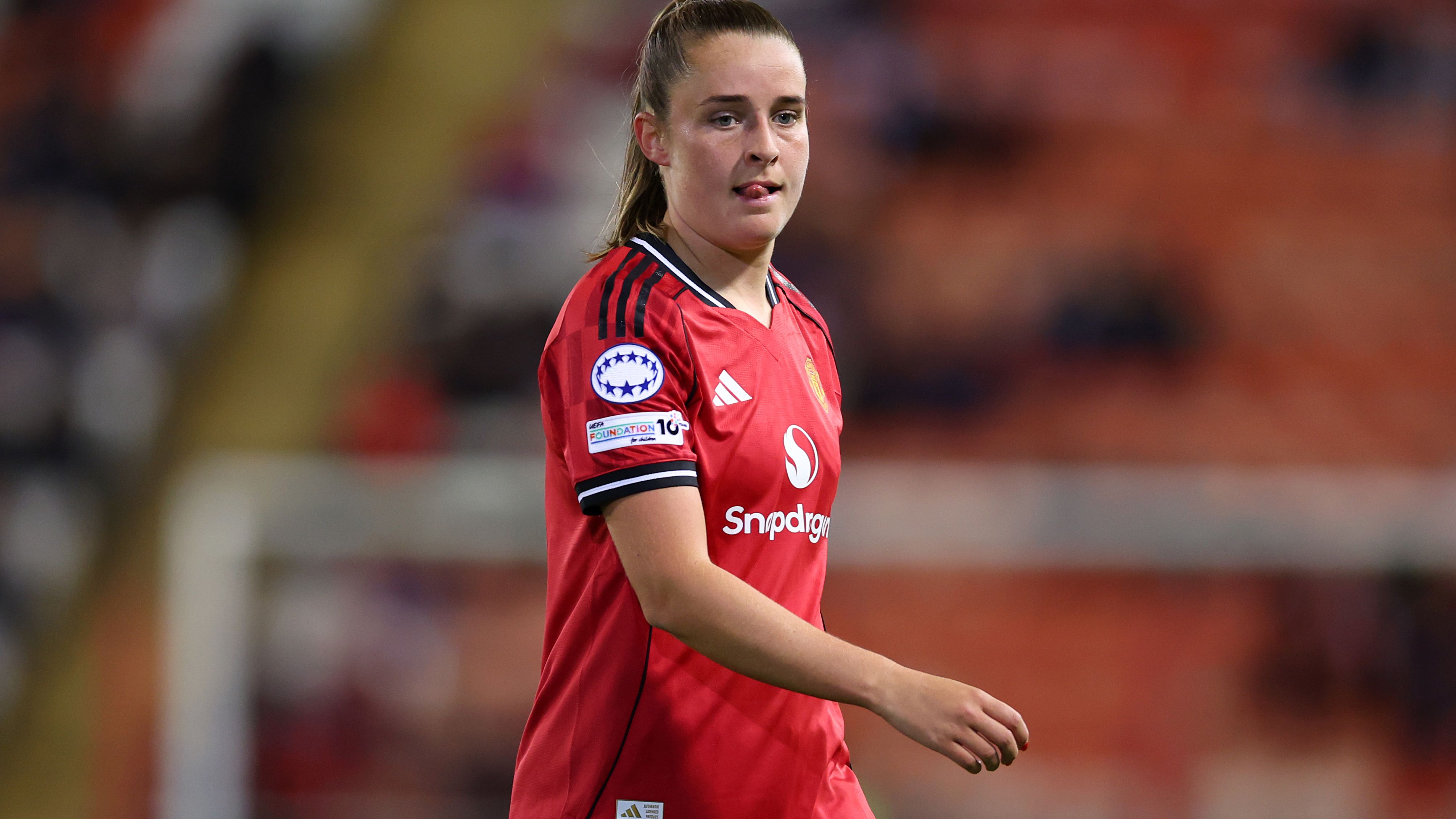 Manchester United Women’s Player Ratings vs. Aston Villa: Unbeaten Streak Ends as Toone and Park Underperform, Threatening WSL Title Hopes