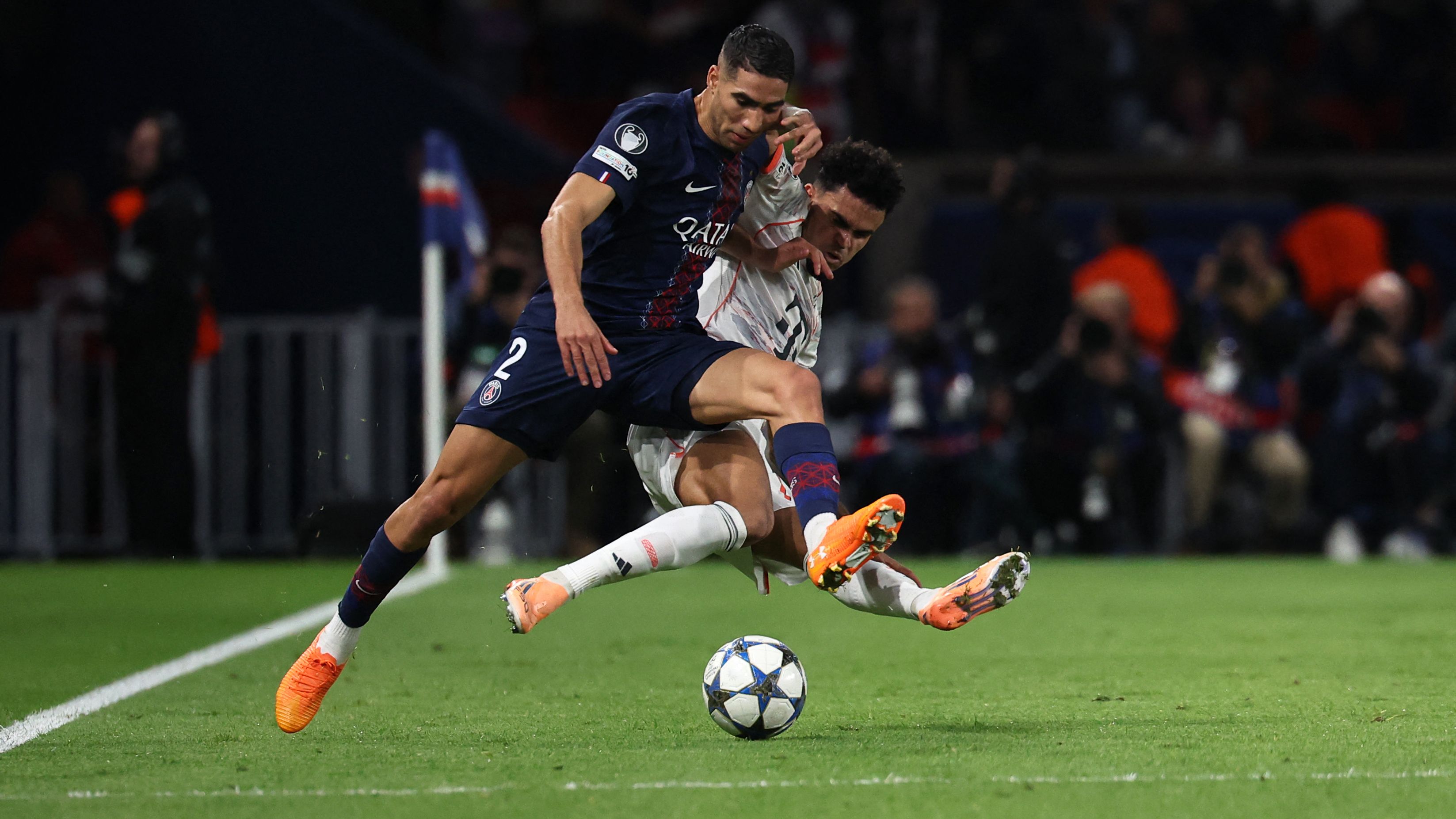 Toni Kroos Criticizes Referee’s Red Card Decision for Luis Diaz’s Foul on Achraf Hakimi in Bayern Munich’s Victory