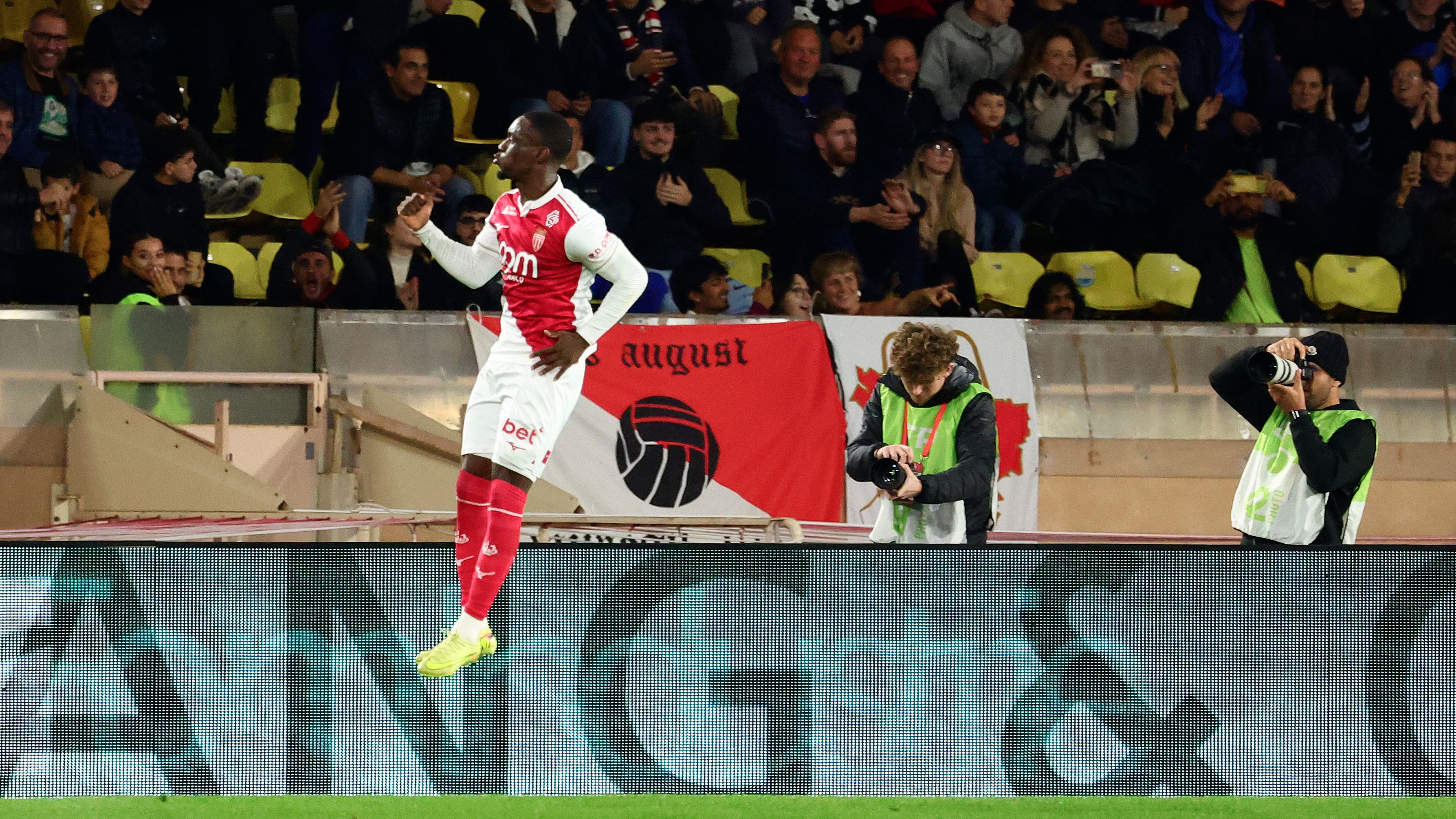 USMNT Star Folarin Balogun Scores Penalty but Earns Red Card in Monaco’s 4-1 Defeat