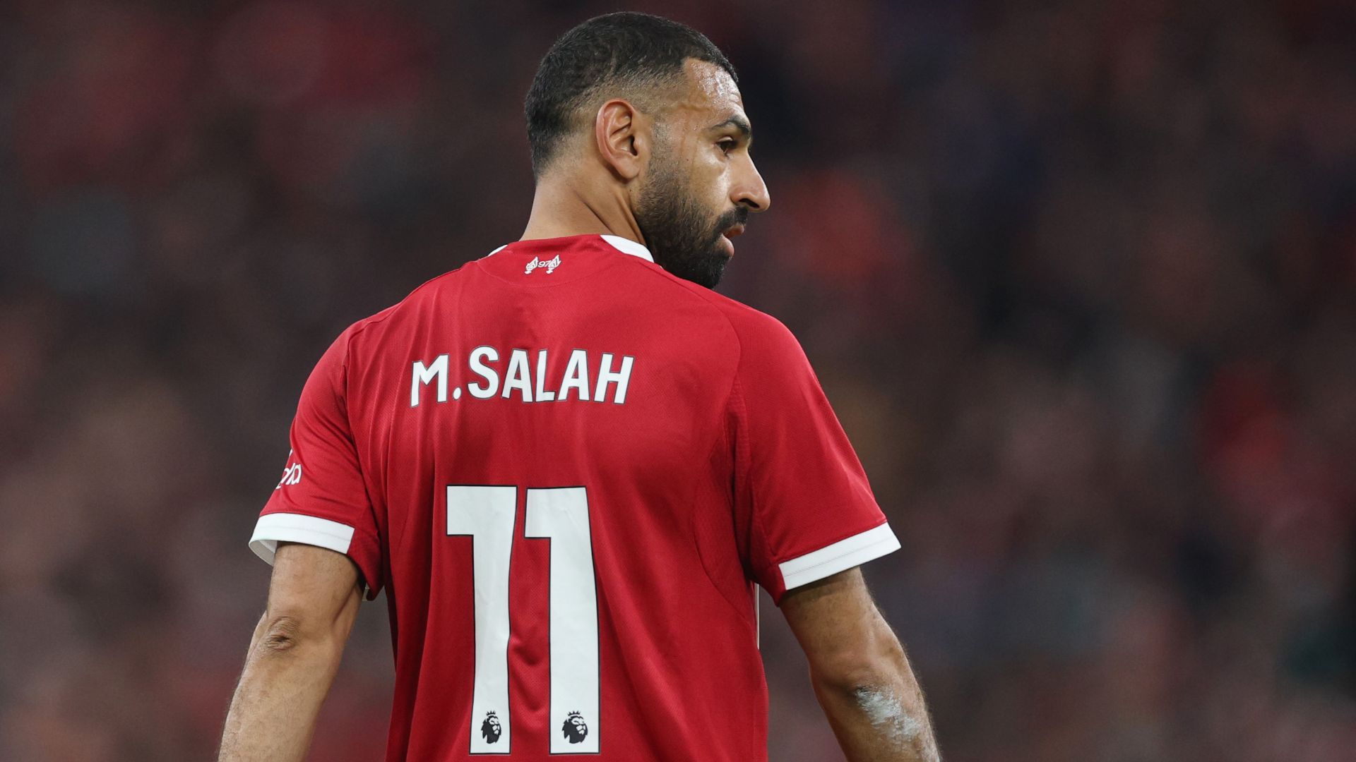Assessing the Potential Transfer of Mohamed Salah from Liverpool: Insights from a Former Reds Player on Feasibility Despite New Contract