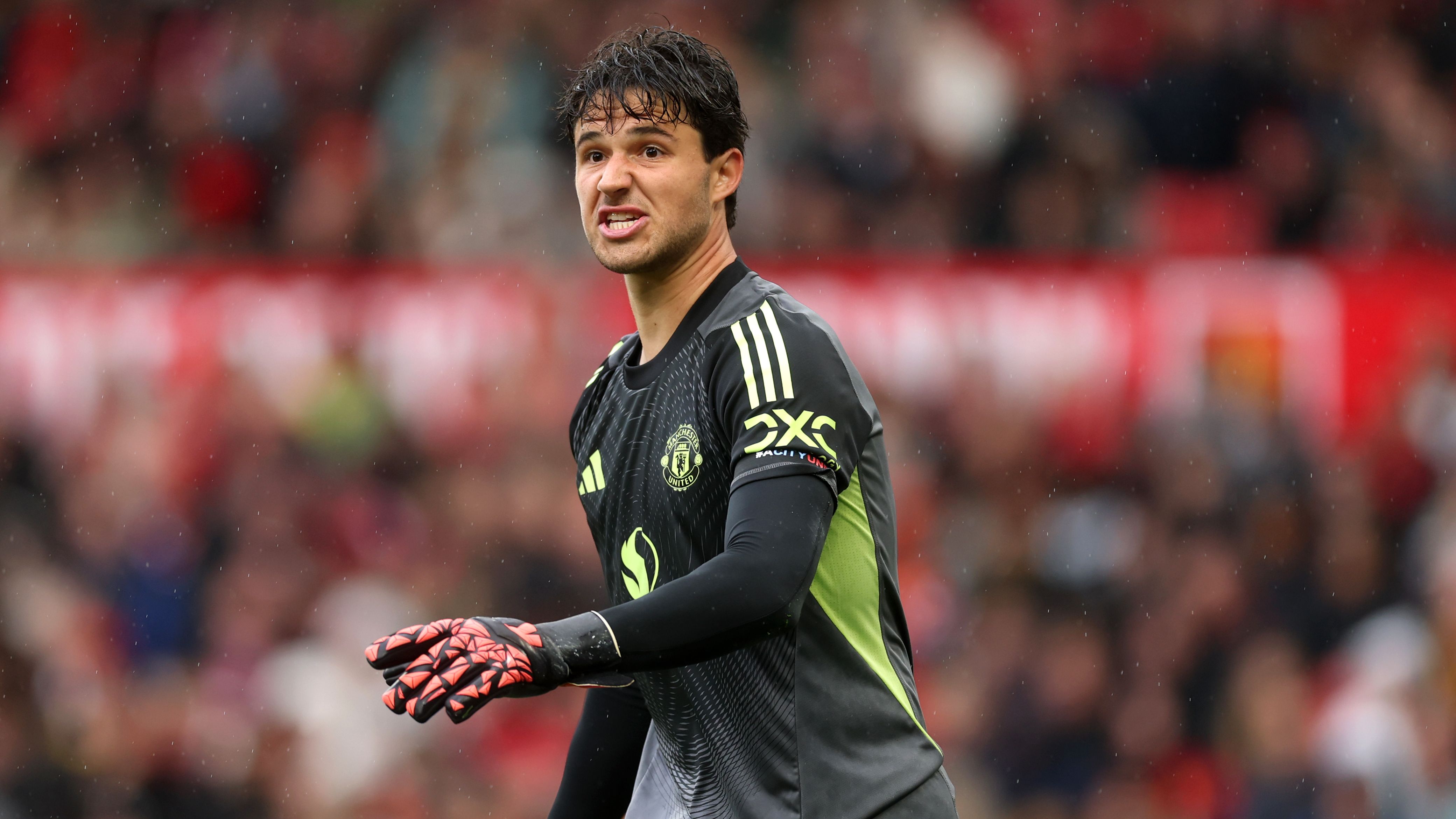 Senne Lammens Impresses on Belgium Debut: Manchester United Goalkeeper Secures Clean Sheet as Team Qualifies for World Cup