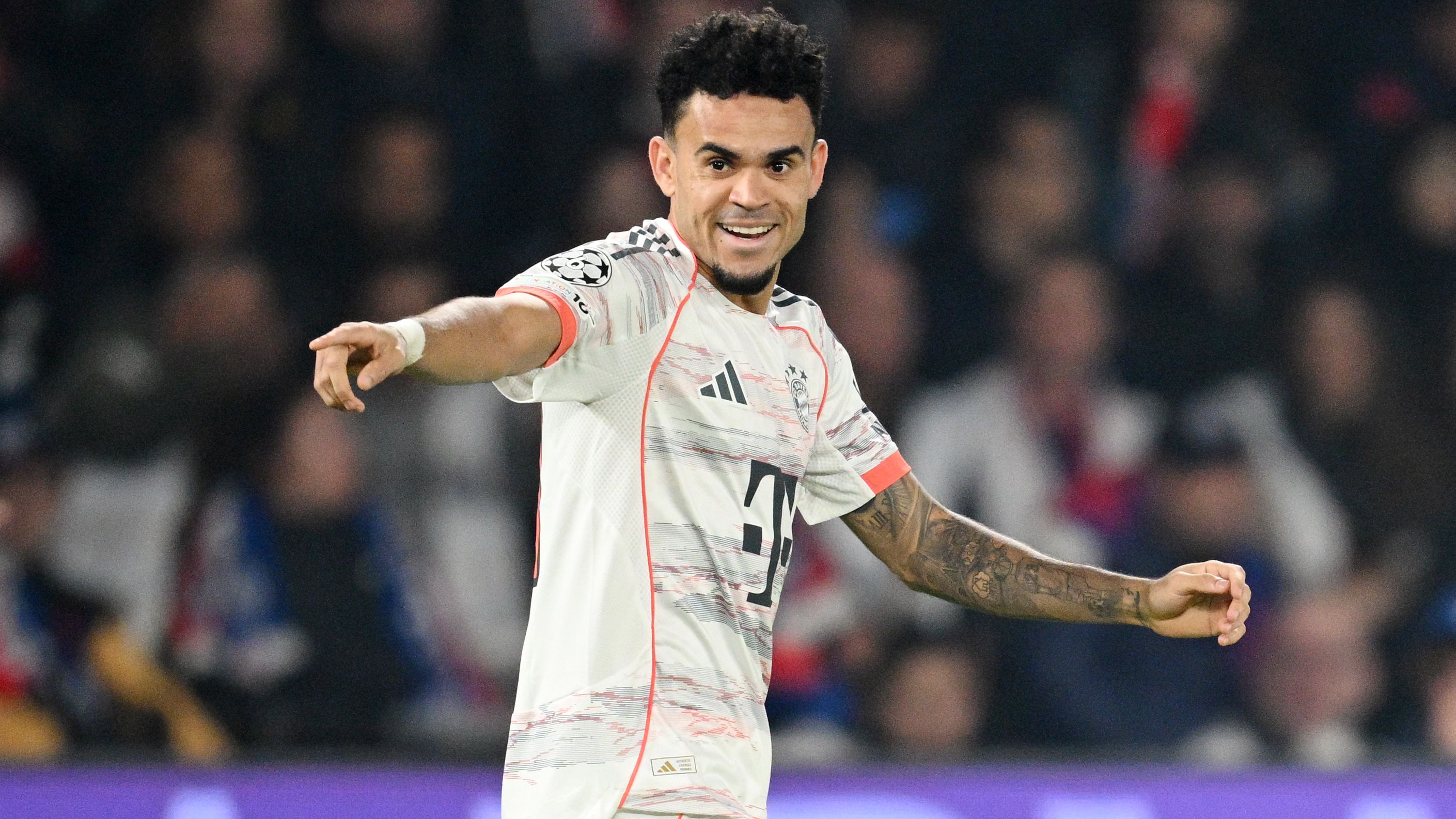 Bayern Munich Prepares Appeal for Luis Díaz’s ‘Excessively Harsh’ Champions League Suspension Following Red Card Incident with PSG’s Achraf Hakimi