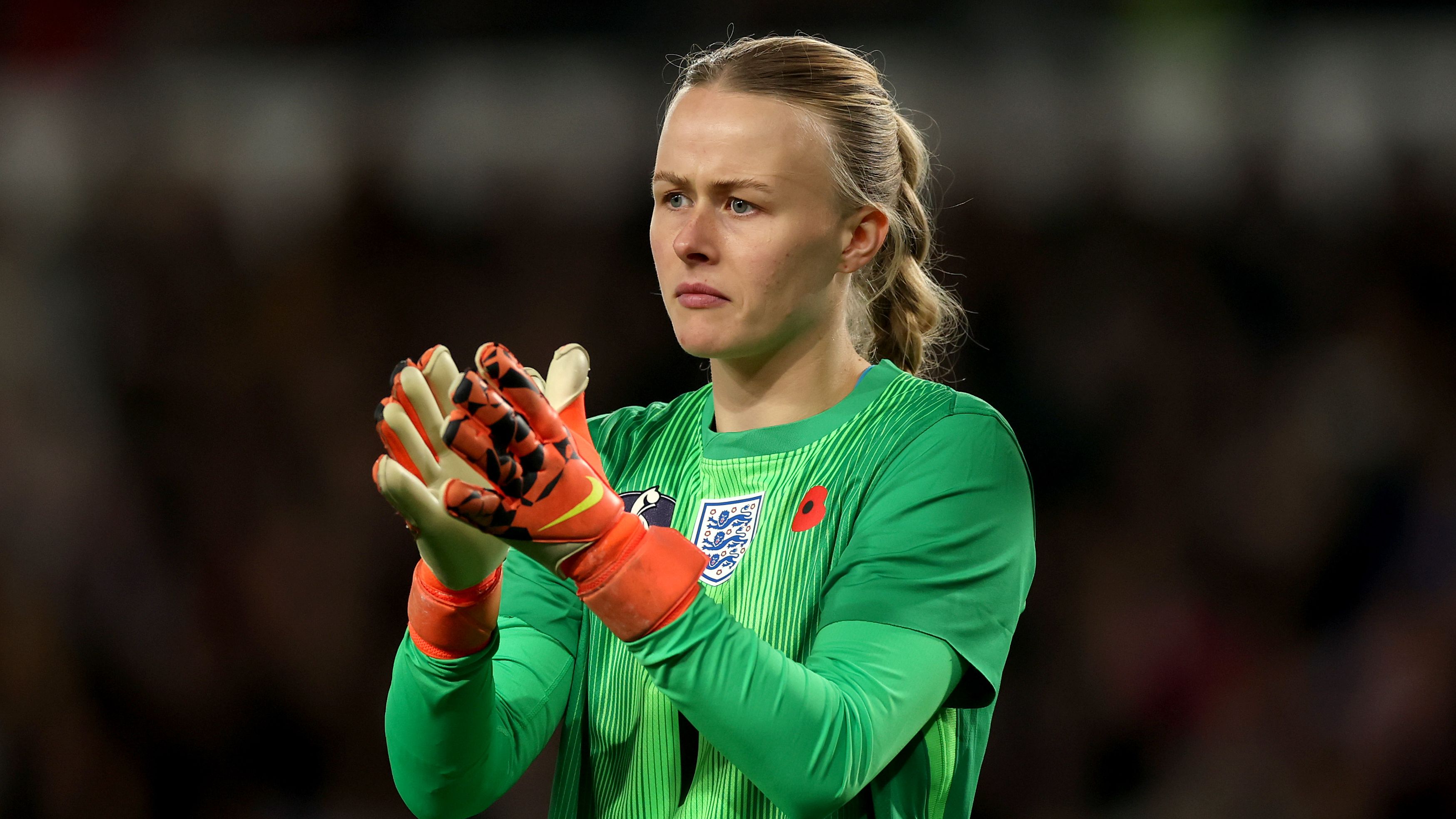 Why Hannah Hampton’s Injury Could Be a Boon for the Lionesses’ Inexperienced Goalkeepers