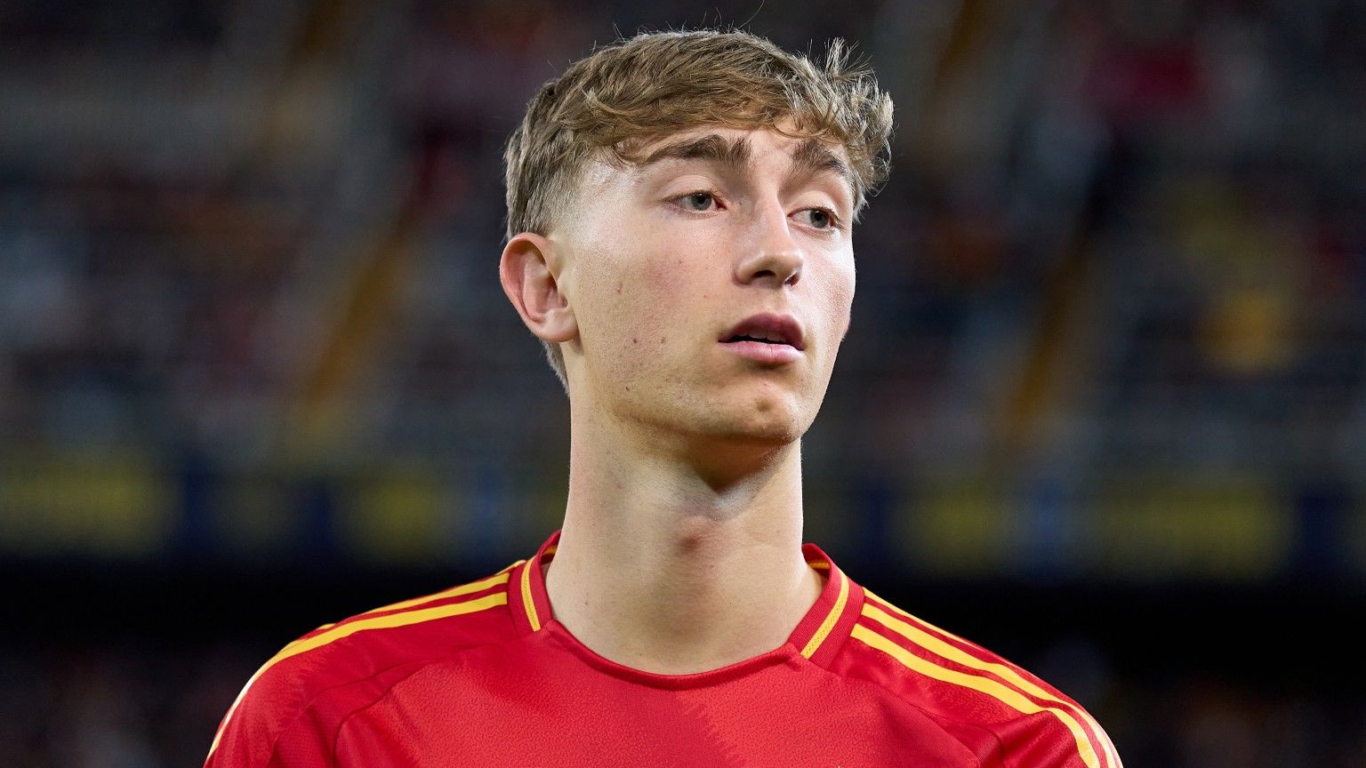 Dean Huijsen Defends Lamine Yamal and Vinicius Jr. Amid Excessive Criticism of Barcelona and Real Madrid Stars