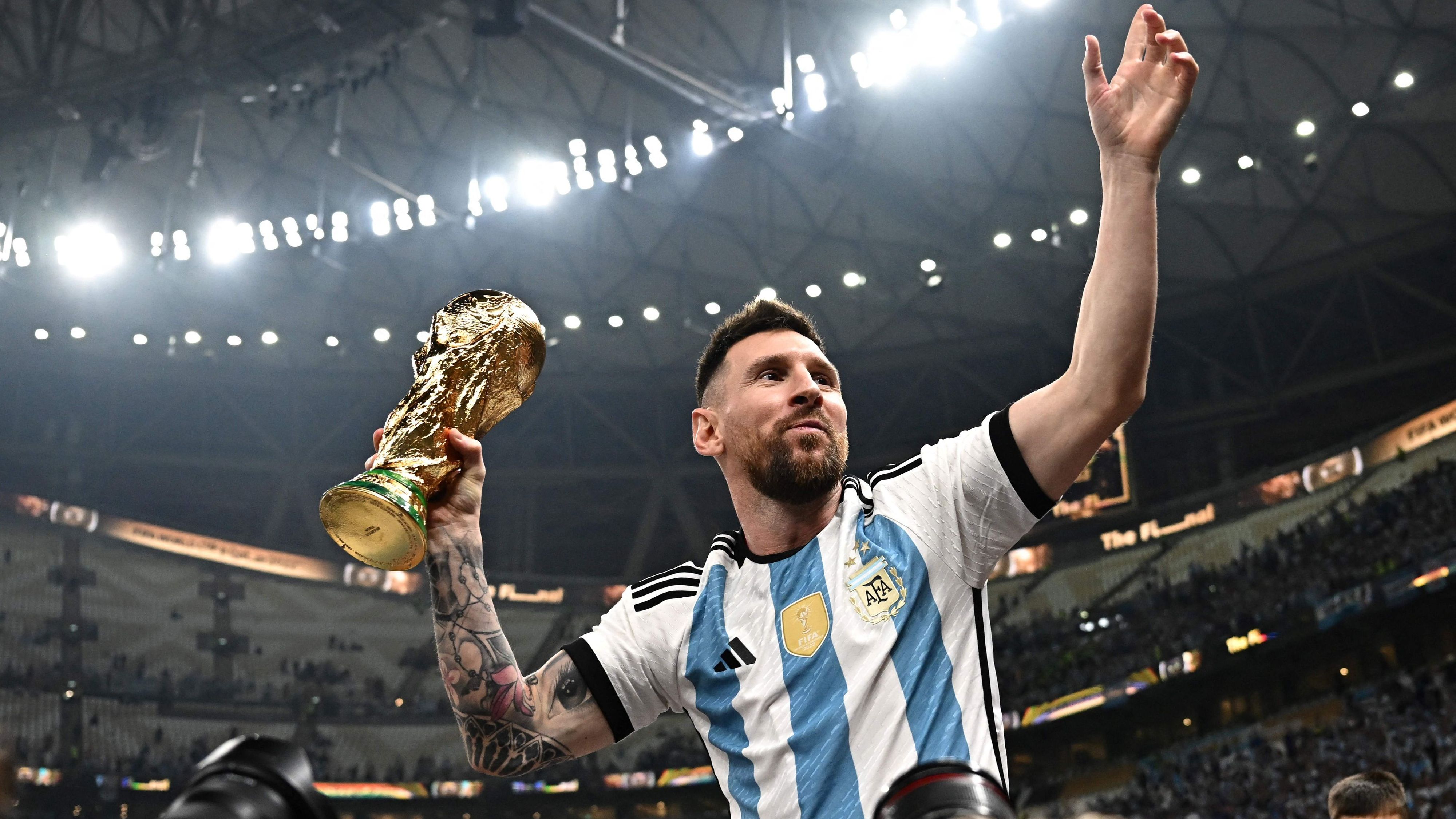 The Football World Unprepared for Lionel Messi’s Retirement as Argentine Teammate Uncertain About Potential Transfer
