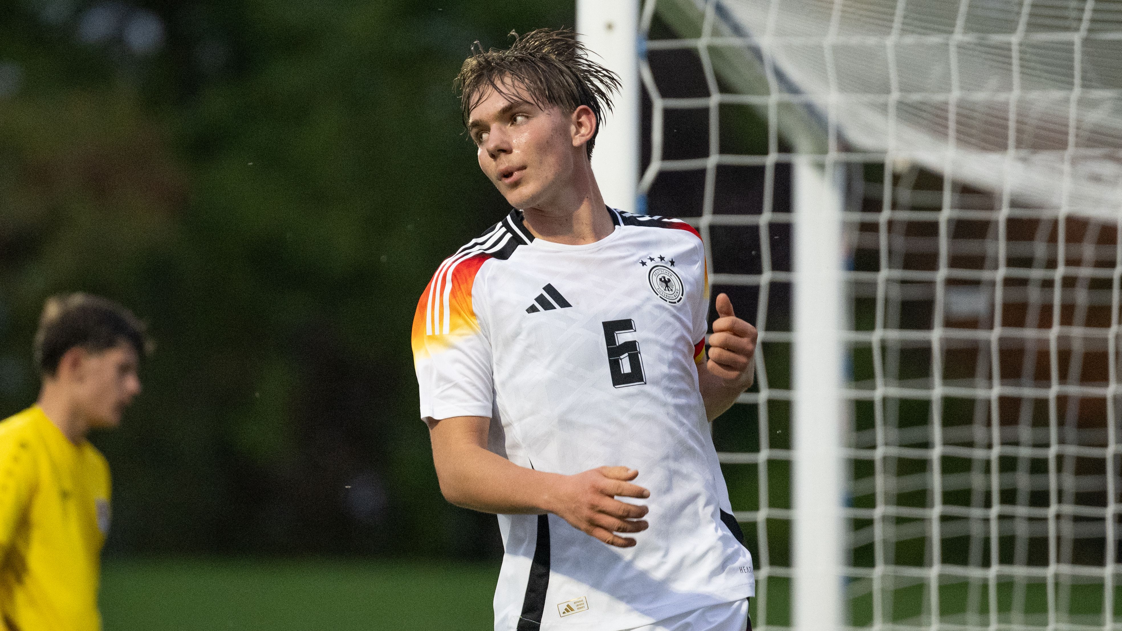 Manchester United, Real Madrid, and Barcelona on Alert as Affordable Release Clause for Promising 16-Year-Old in Germany is Unveiled