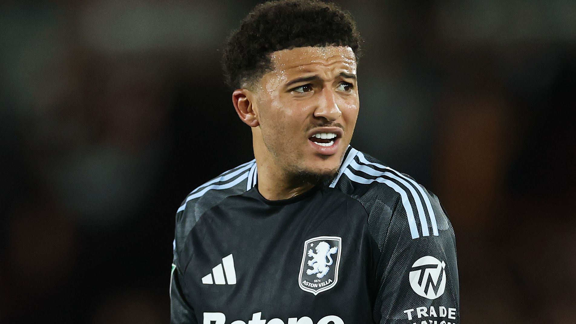 Borussia Dortmund Monitors Jadon Sancho’s Potential Return Ahead of January Transfer Window