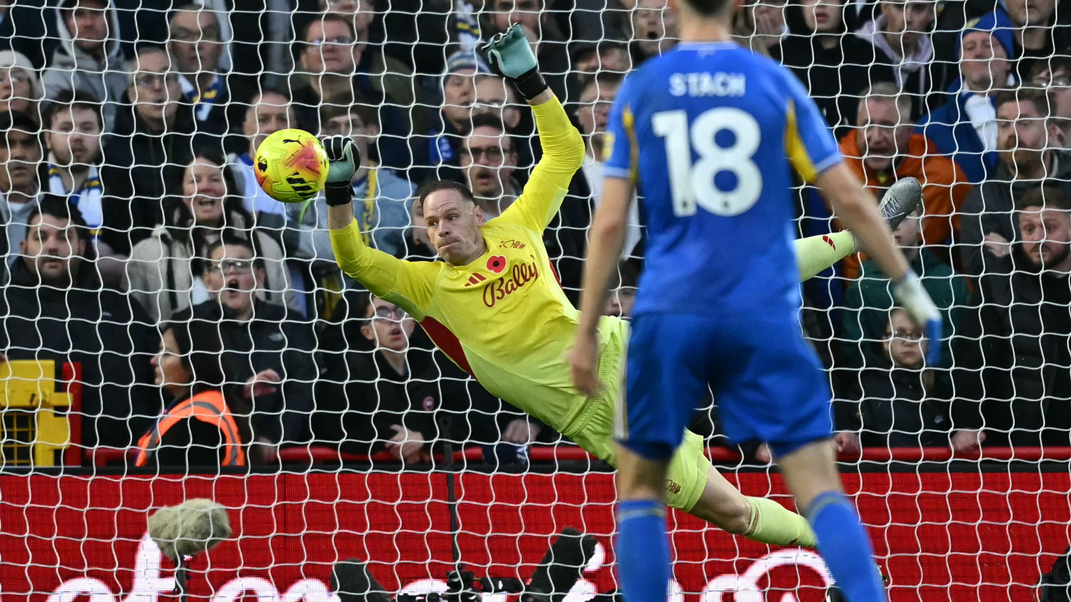 USMNT’s Brenden Aaronson Records Assist in Leeds United’s 3-1 Loss to Nottingham Forest