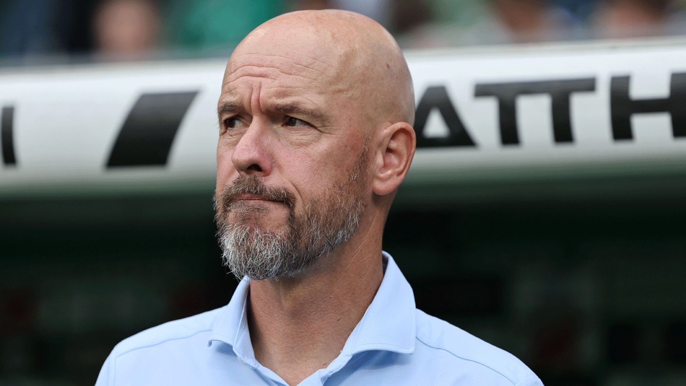 Former Manchester United Manager Erik ten Hag Open to Rebuilding Career at Wolverhampton Wanderers After Bayer Leverkusen Dismissal – Premier League Return Faces Significant Challenge