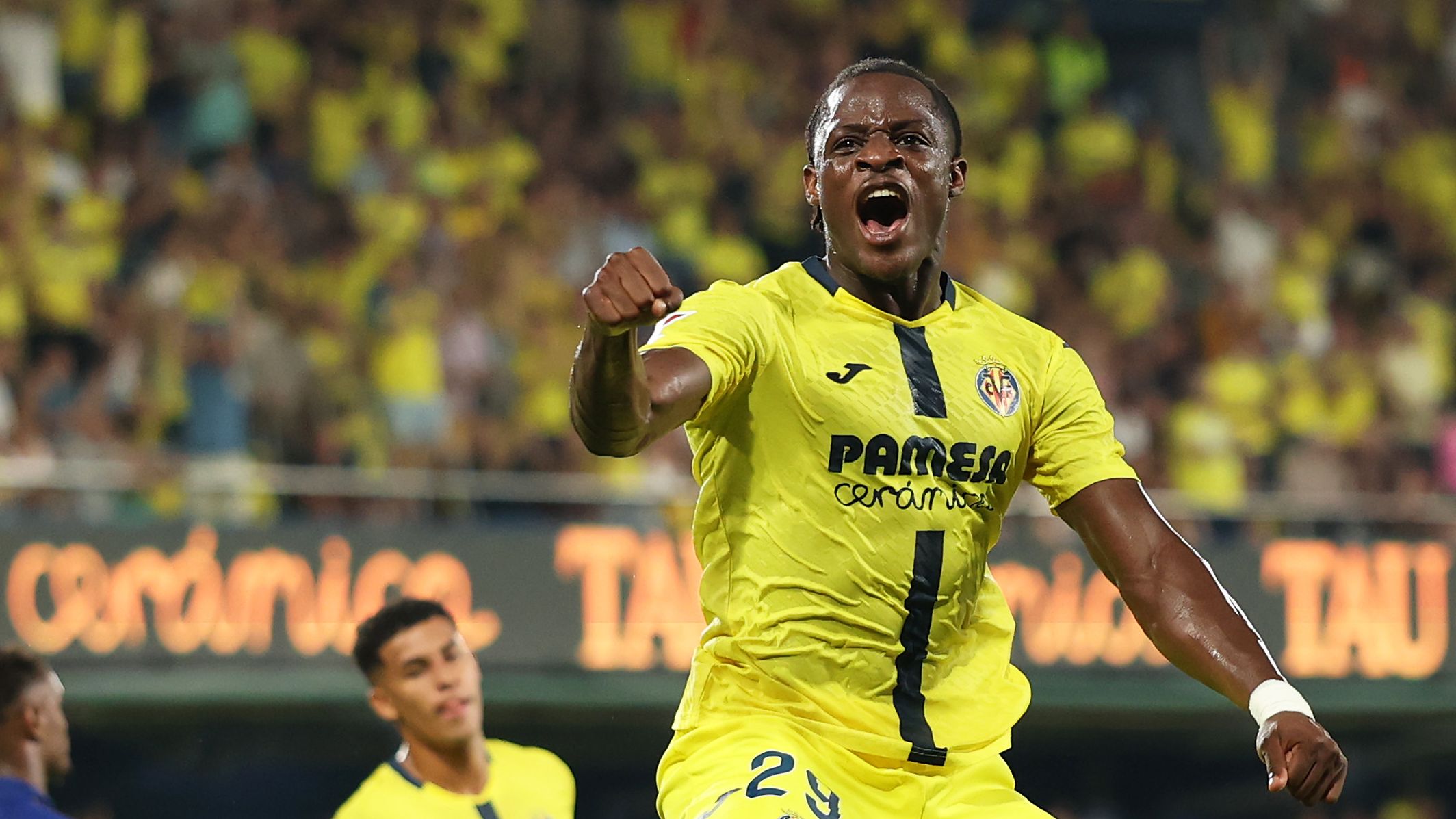 Karl Etta Eyong Endorsed for Barcelona Transfer as Cameroon Coach Foresees a Rise Akin to Lamine Yamal, Positioning Him as a Potential Successor to Robert Lewandowski