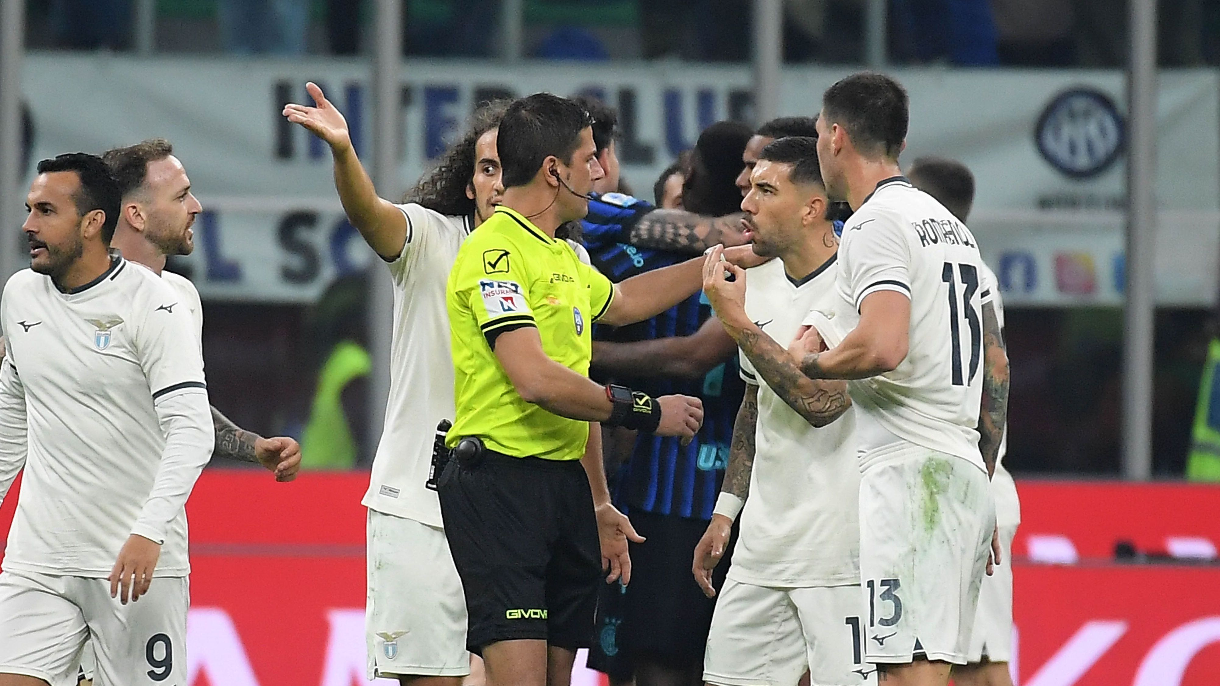 Maurizio Sarri Calls for Foreign Referees Amid Criticism of Serie A Standards
