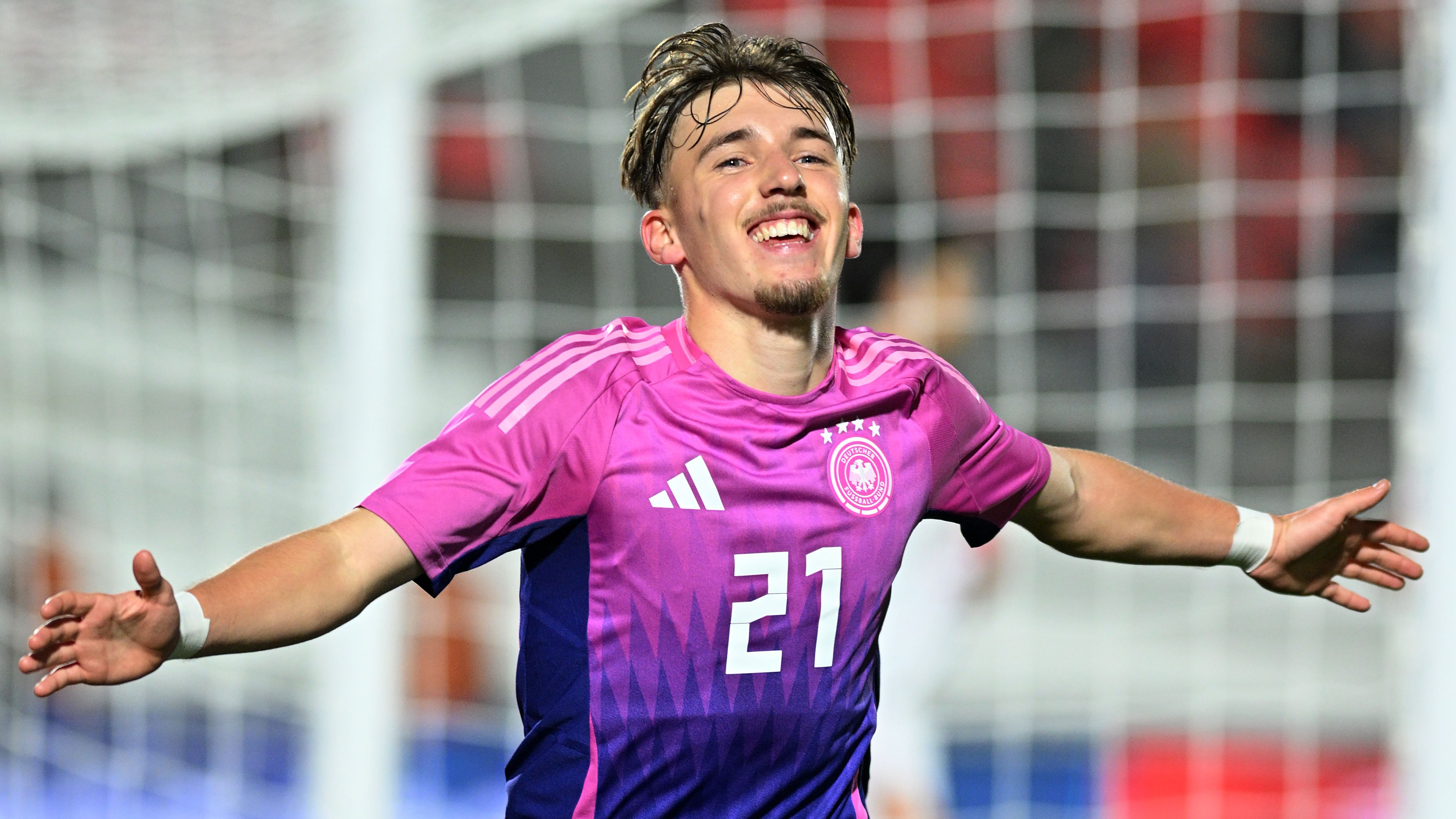 Bayern Munich: The Ideal Environment for Lennart Karl to Emerge as a Great Player, as a German Legend Accuses Julian Nagelsmann of Reluctance to Select Him