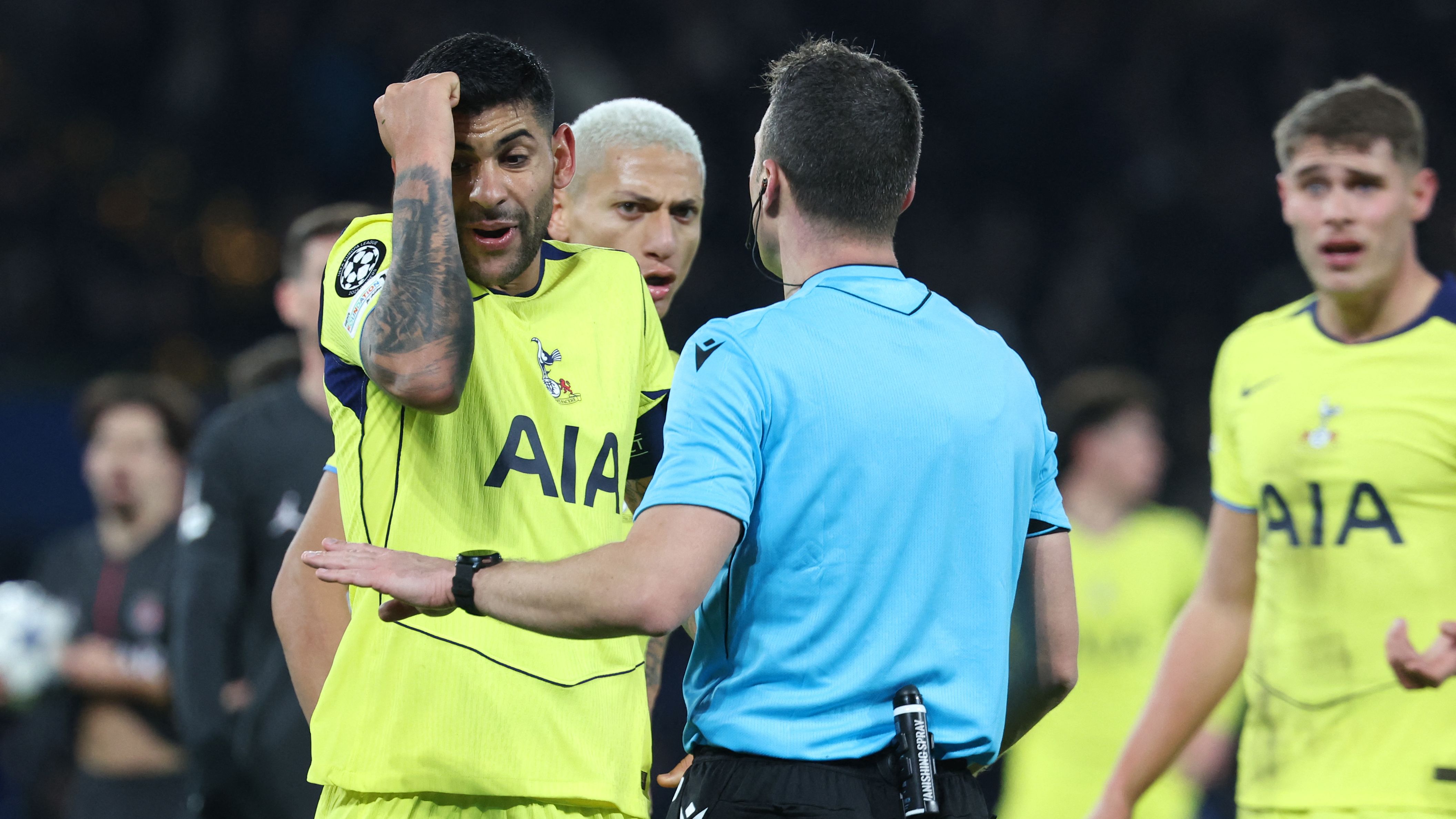 Tottenham Player Ratings vs. PSG: Kolo Muani’s Outstanding Performance Overshadowed by Crucial Errors from Romero and Sarr in Champions League Encounter