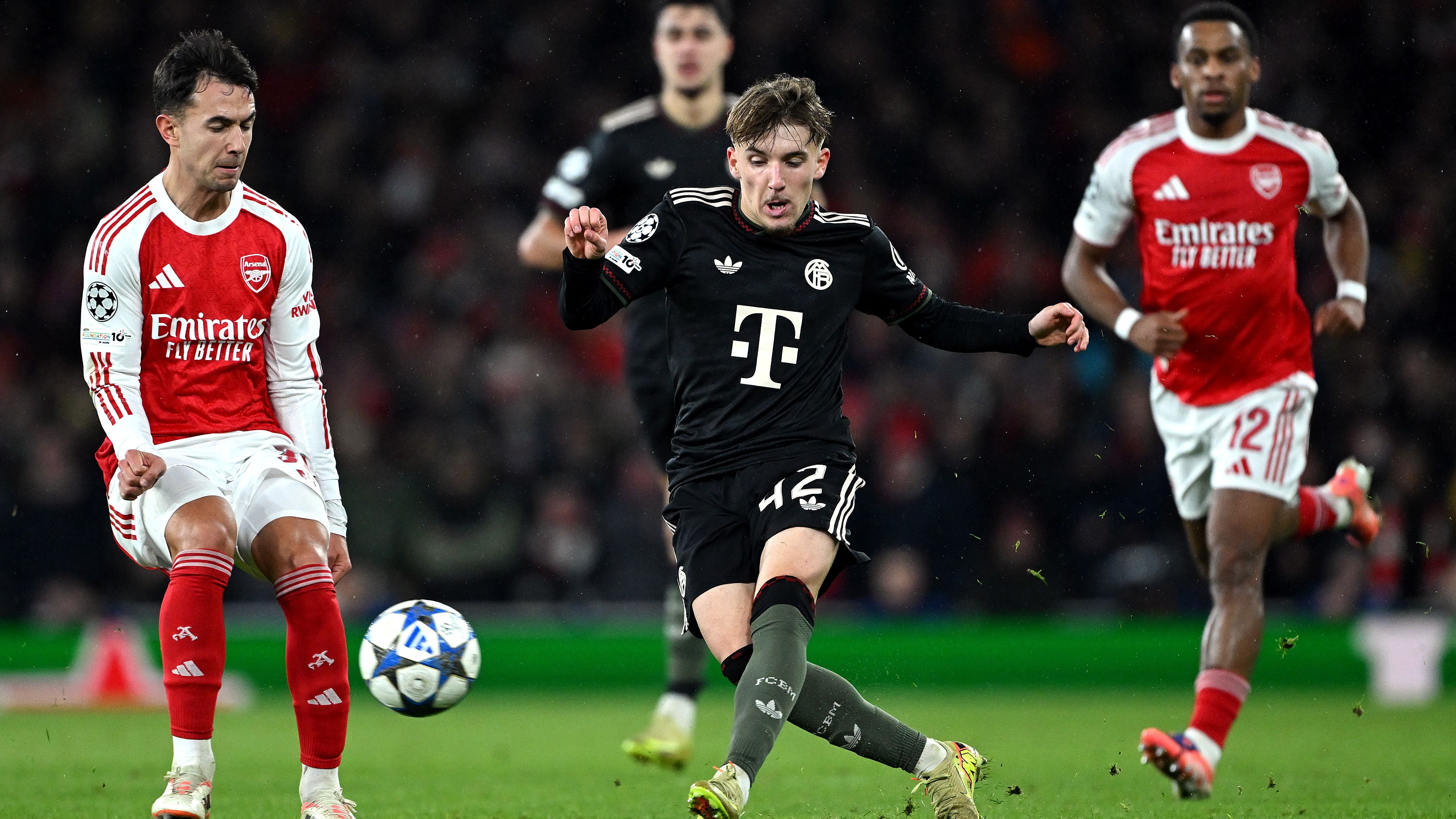 Manuel Neuer Defended Over Error Against Arsenal as Bayern Munich Legend Oliver Kahn Assesses Key Champions League Goals